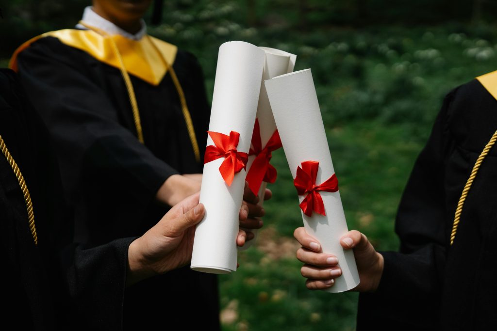benefits of a college degree