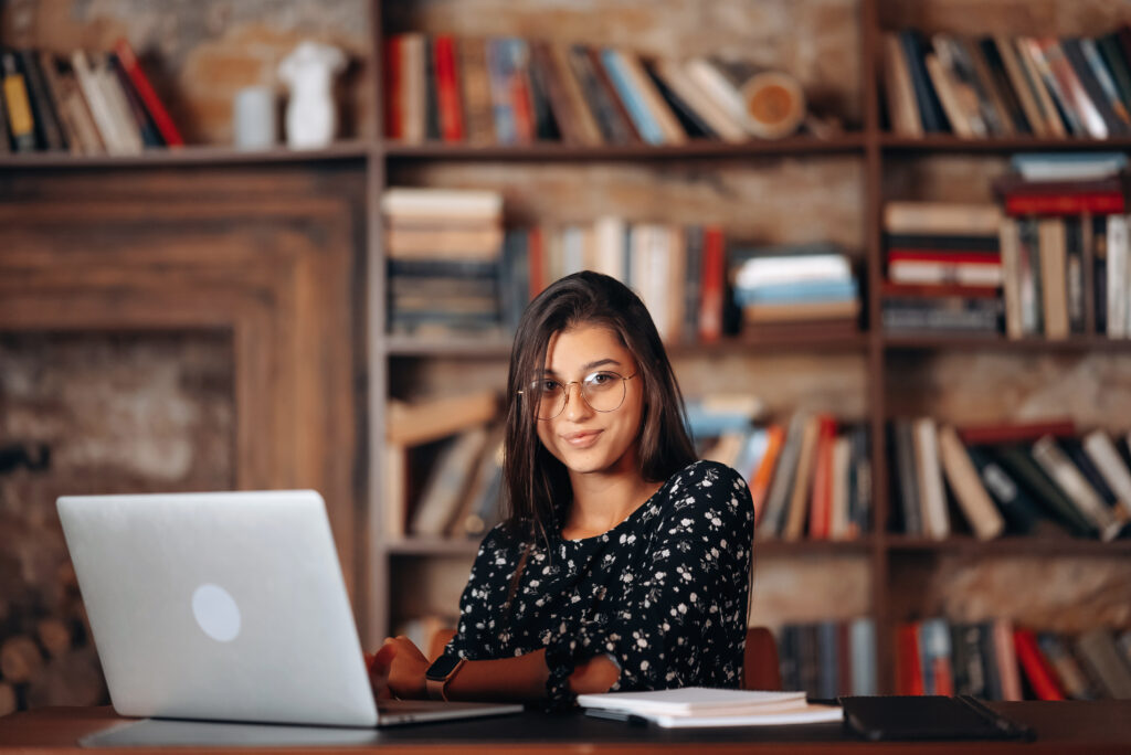 best low cost per credit online universities